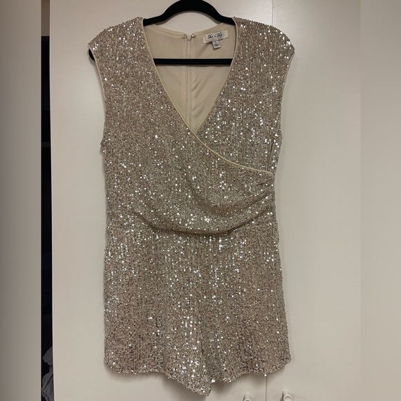 Sparkly Romper - Picture 1 of 2